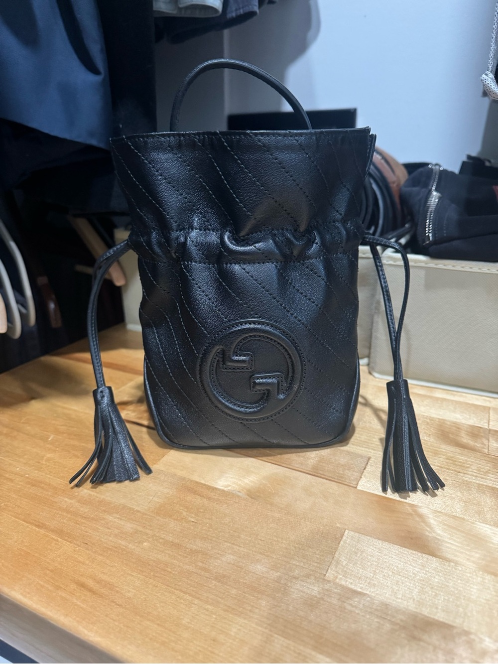 Gucci Blondie Bucket Bag Black with Chain Strap - Picture 2 of 8